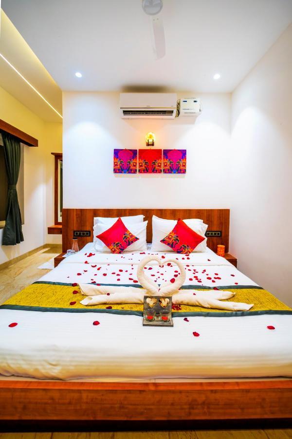 Hotel Canvasand By Eease Hospitality Nagaon  Zewnętrze zdjęcie
